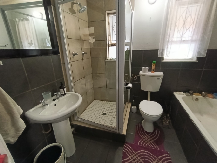3 Bedroom Property for Sale in Uitsig Free State
